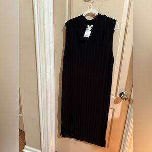⭐️H&M Black Ribbed Midi Dress